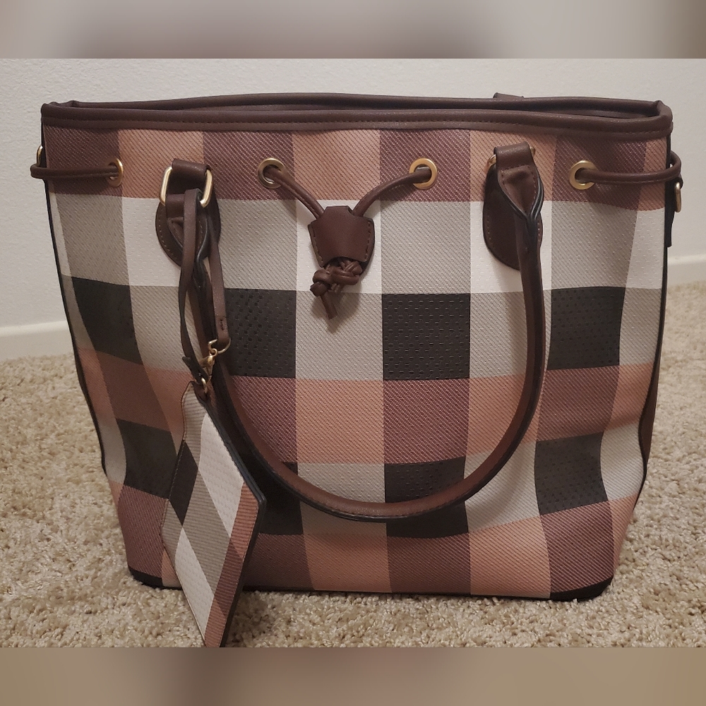 Handbag Bundle - Picture 3 of 15